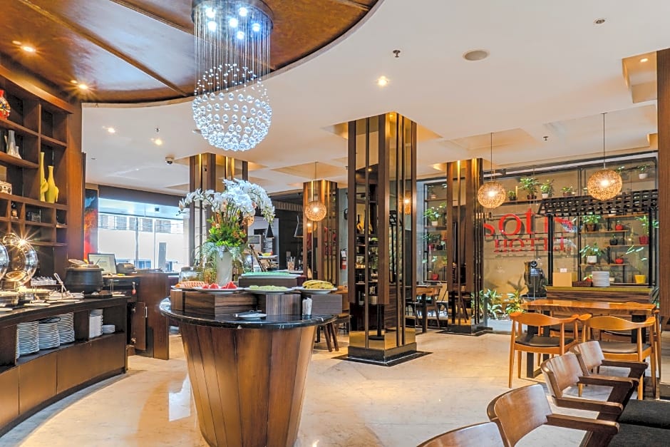 Sotis Hotel Falatehan