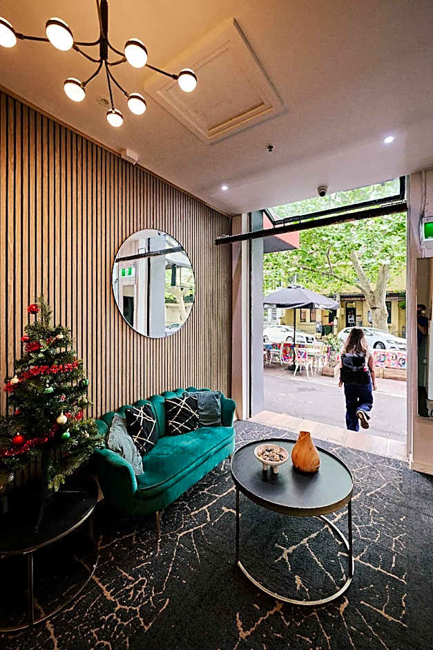 Urban Nomad - Potts Point  (18 - 39 only)