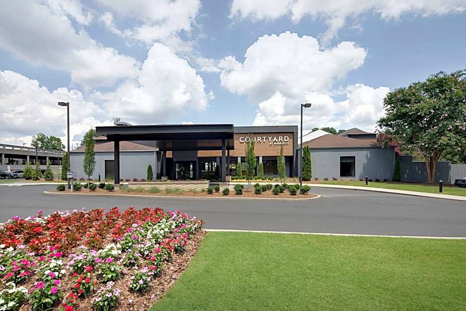 Courtyard by Marriott Atlanta Windy Hill/Ballpark