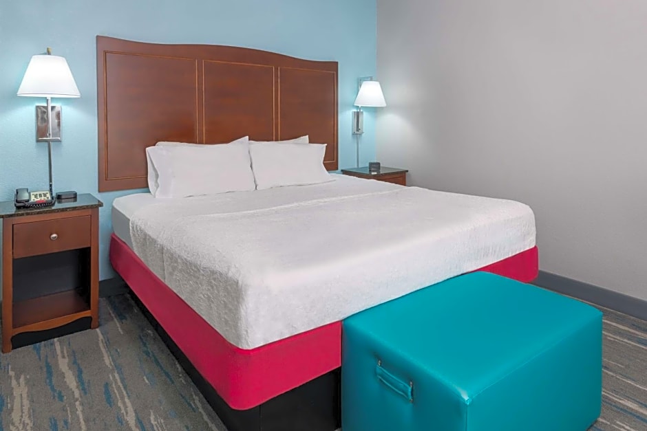 Hampton Inn By Hilton & Suites Winston-Salem/University Area