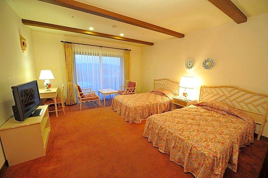 Shima Spain Mura Hotel