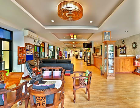 Boonme Heritage Hotel