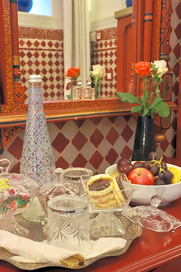 Riad ABBASSIA Marrakech Première - Authentic Medina Experience