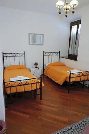 Twin Room with Shared Bathroom