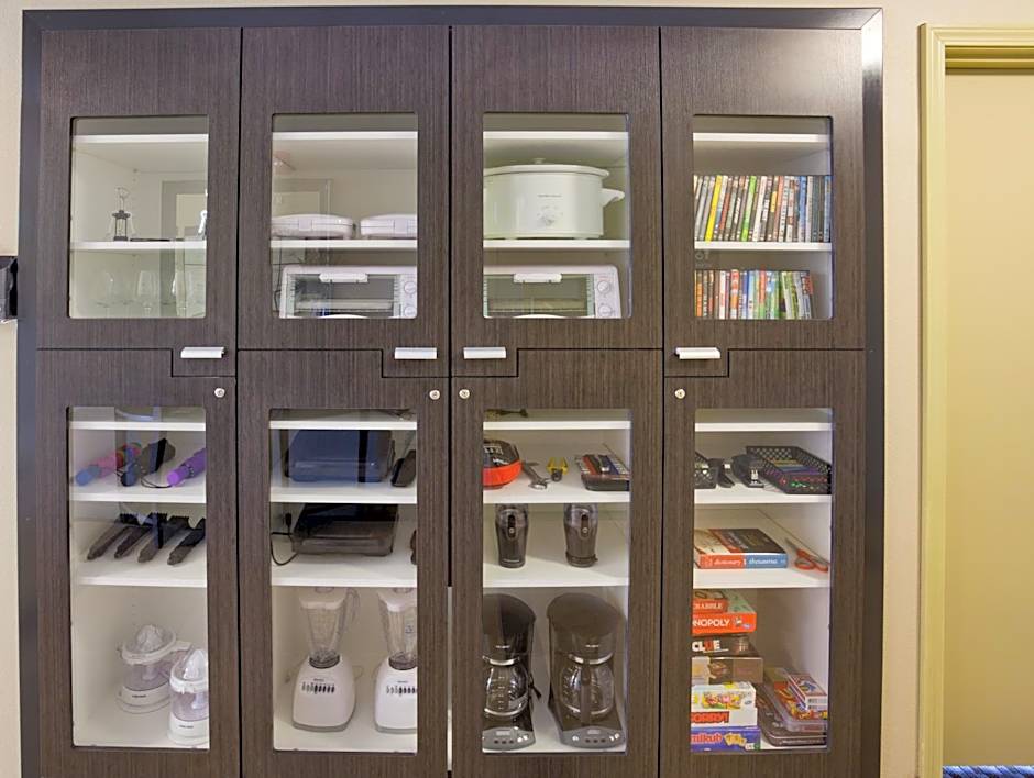 Candlewood Suites Dickinson By IHG