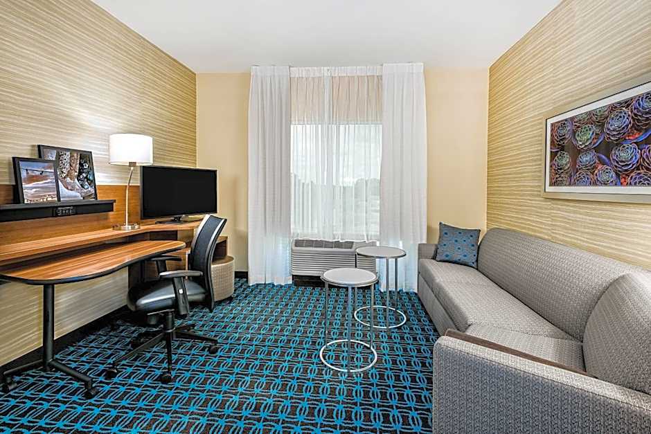 Fairfield Inn & Suites by Marriott Van