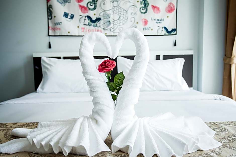 Happy 99 Guest house