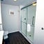 Hampton Inn By Hilton & Suites Pittsburgh/Harmarville