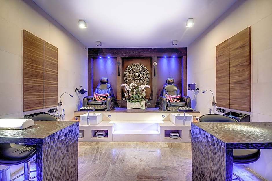 Mała Anglia Deluxe Rooms & SPA