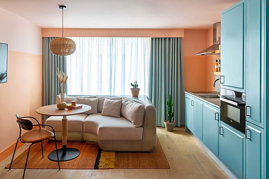 Bermonds Locke, Tower Bridge 