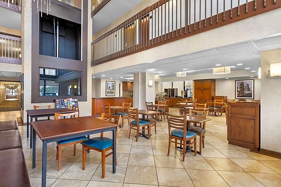 Sonesta Essential Houston Hobby Airport