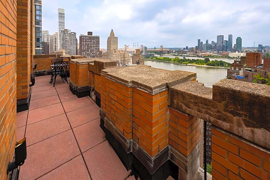 The Beekman Tower, Trademark Collection by Wyndham – New York, NY