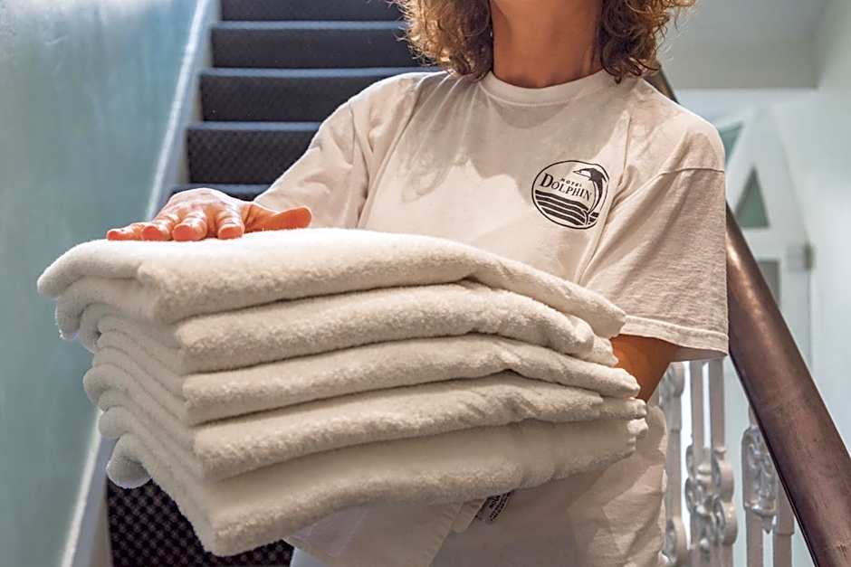 Dolphin Inn - The Lodge