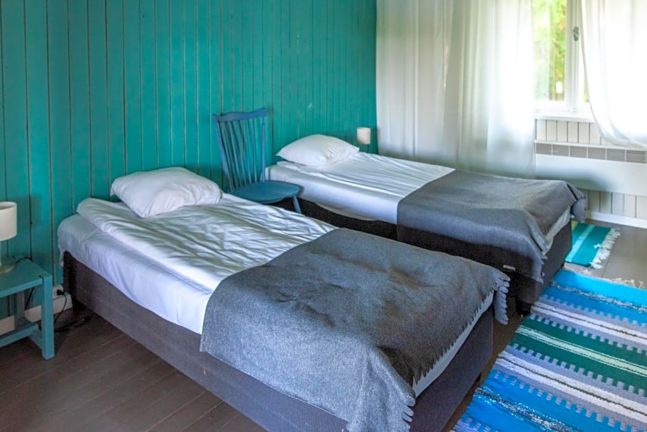 Tuba järveäärses puhkemajas - Saarjärve Puhkemaja