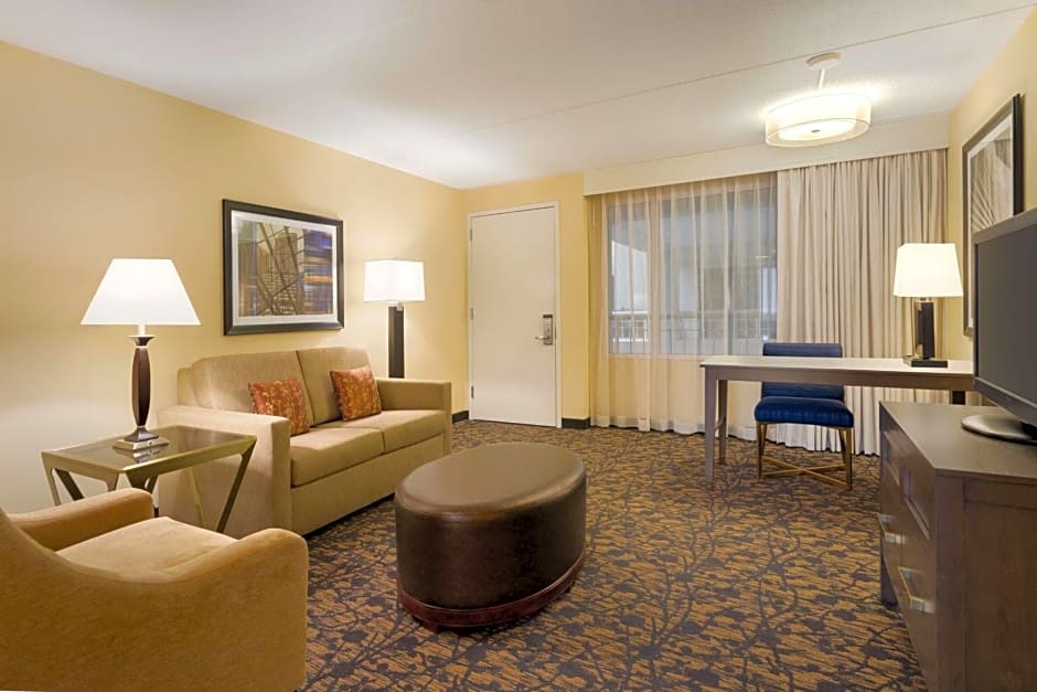 Embassy Suites By Hilton Boston Waltham