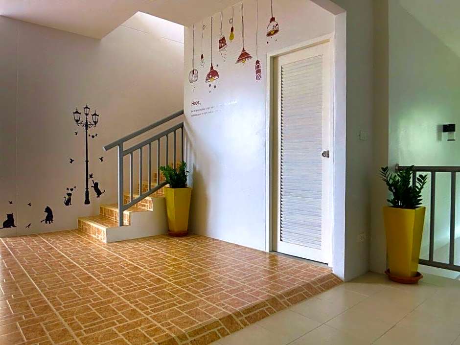 Winrisa Place