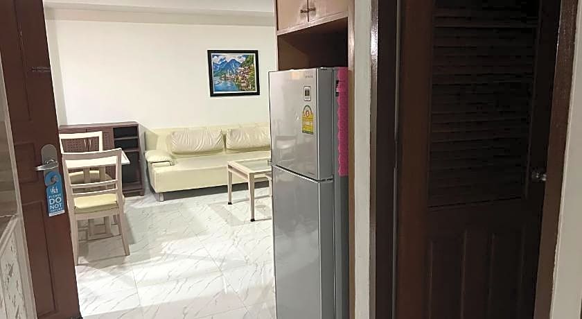 Mall Suites Hotel