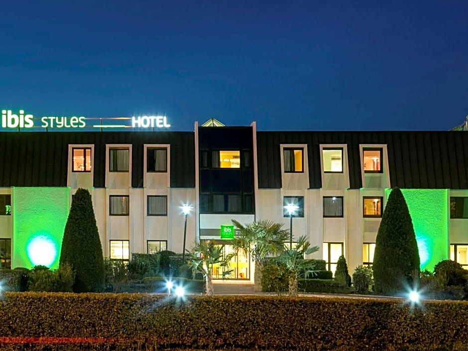 ibis styles Bordeaux Aeroport