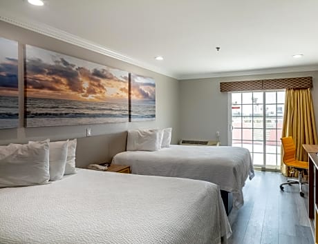 Deluxe Queen Room with Two Queen Beds and Balcony - Non-Smoking
