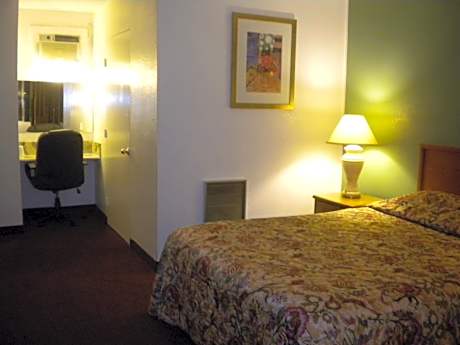 Standard Queen Room with Two Queen Beds