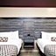 Sapphire Inn & Suites