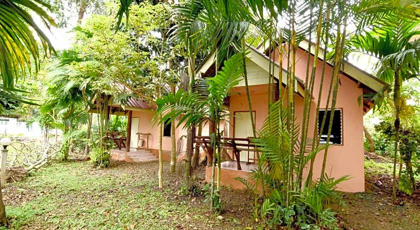 Aonang Lake Side Bungalow
