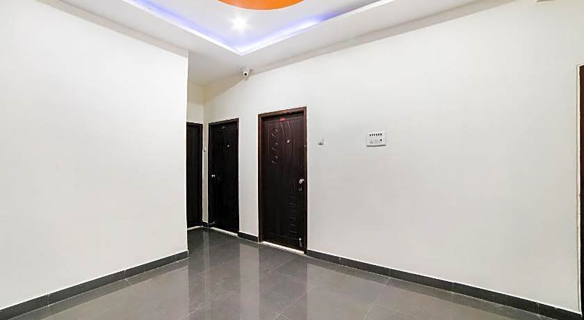 Lucky Hotels by OYO Rooms – Hyderabad, 