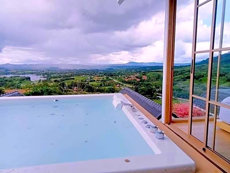 Sirine​ Onsen​ รีสอร์ทออนเซนวิวทะเลหมอก