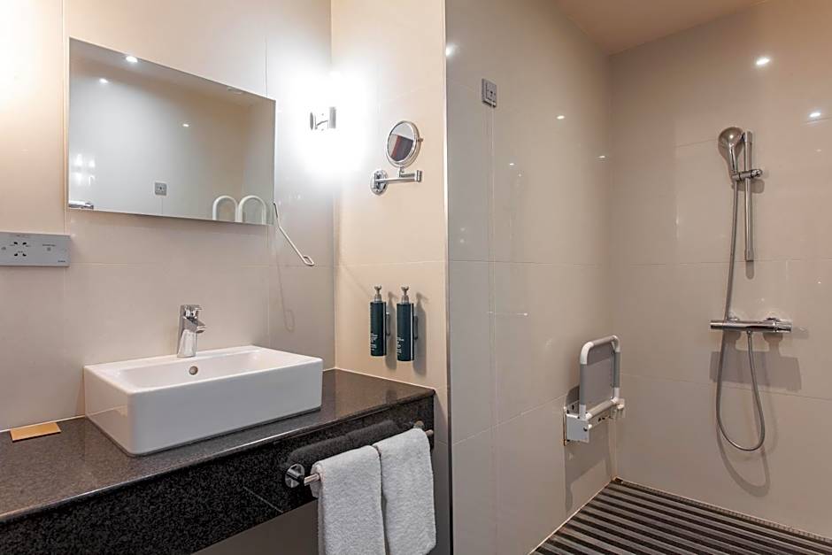 DoubleTree by Hilton Bratislava