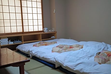 Japanese-Style Deluxe Triple Room