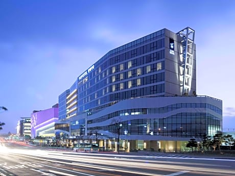 Novotel Ambassador Suwon Hotel