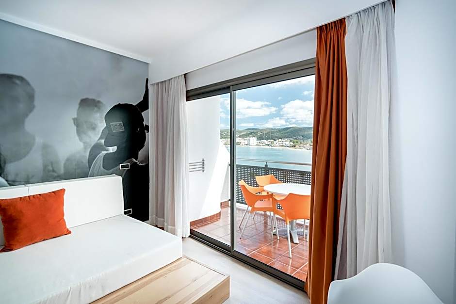 THB Ocean Beach-Adults Only