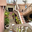 Kellocks' Seaview Apartelle
