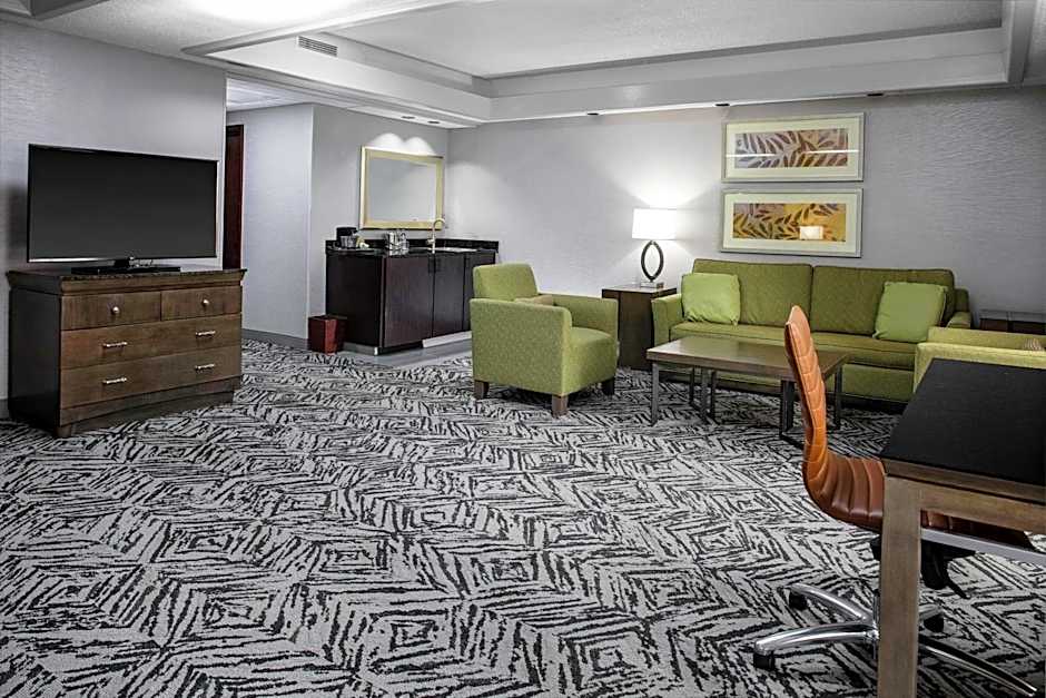 DoubleTree By Hilton Omaha Downtown