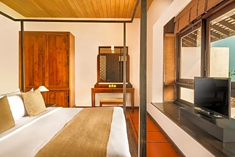 Suite - Lagoon View (15% discount on Ayurveda & Spa)