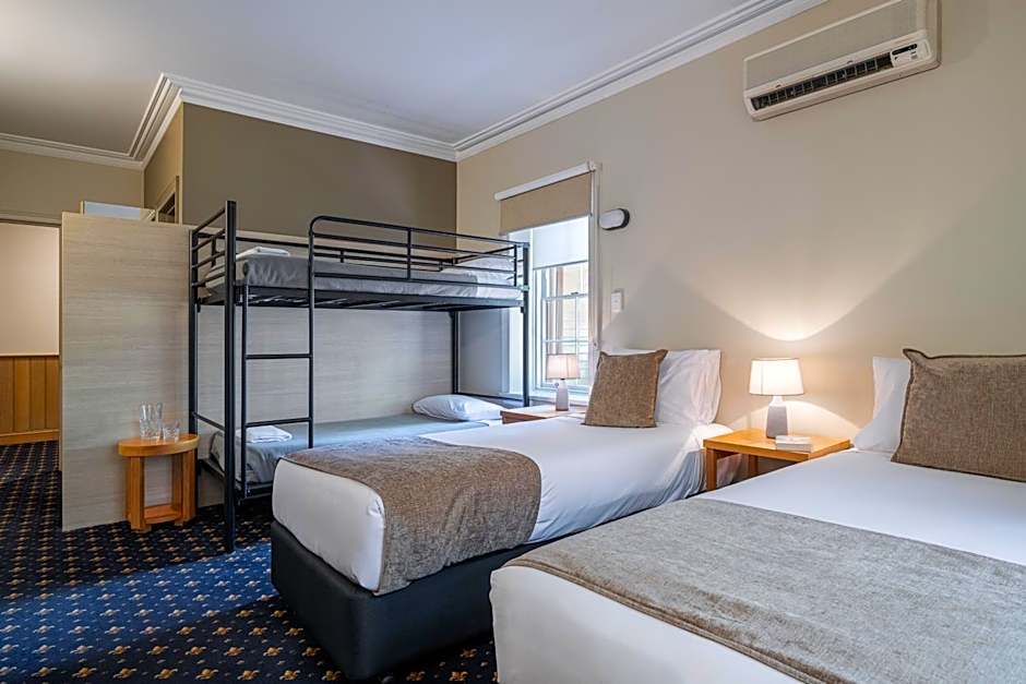 Sovereign Hill Hotel