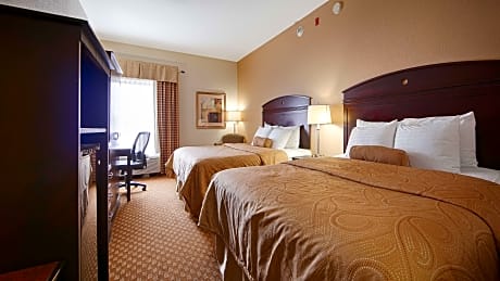 1 King Bed Suite Non-Smoking