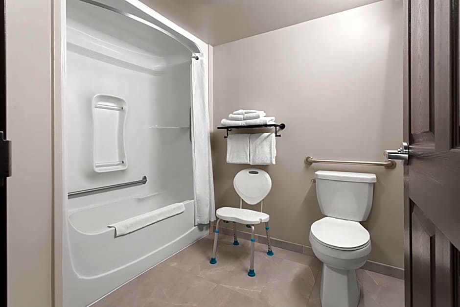 Super 8 by Wyndham Sault Ste Marie On