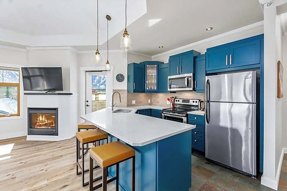 The Grand Escape Downtown Canmore