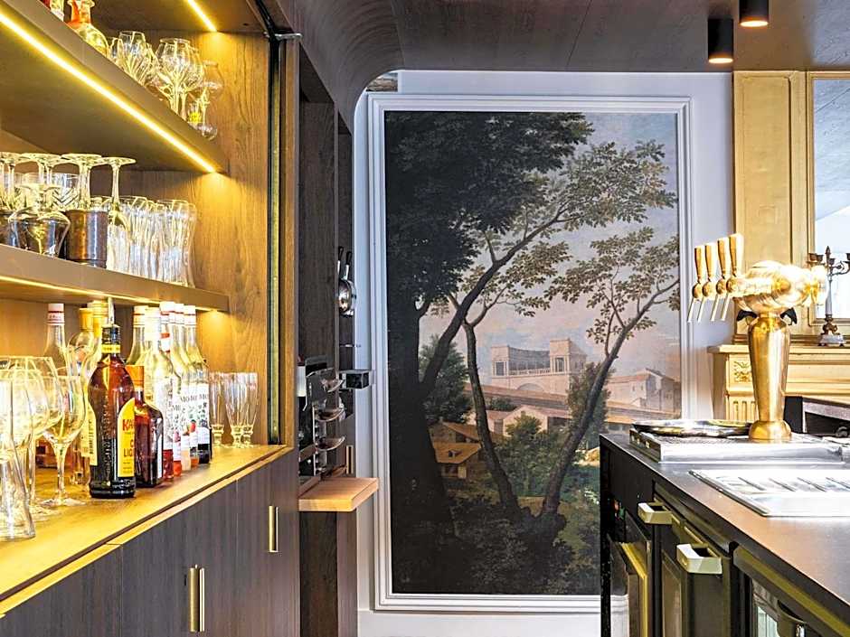 Aigle Noir Hotel Fontainebleau -  MGallery Collection