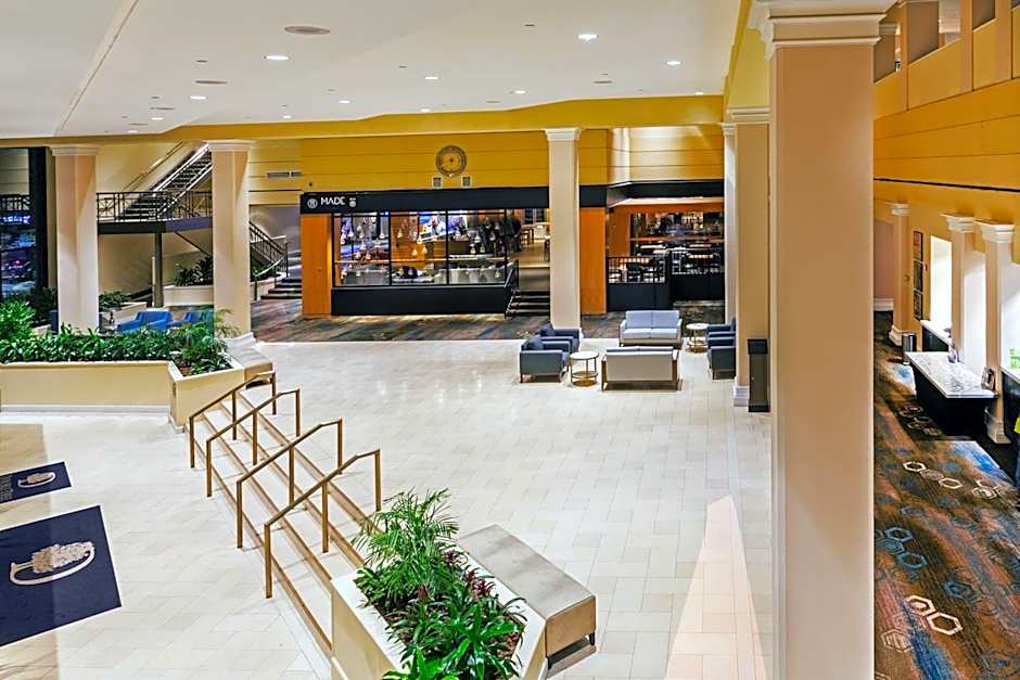 DoubleTree By Hilton Hotel Tulsa-Downtown