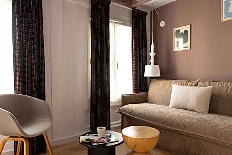 Junior Suite with Sauna Access