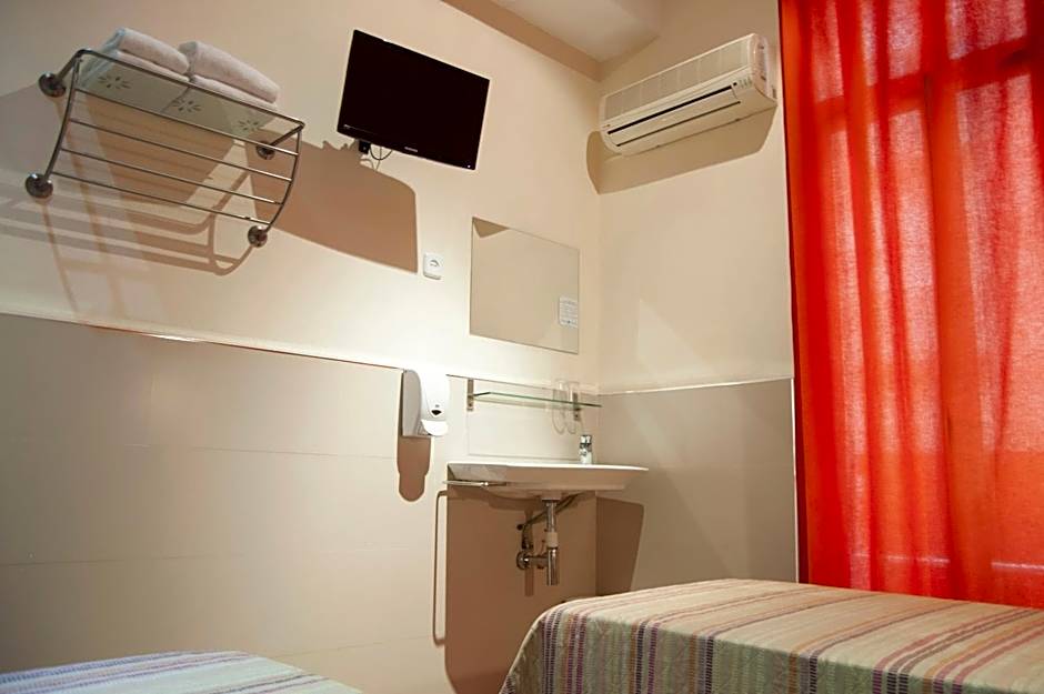 Be Ramblas Guest House