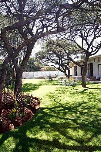 The Hedge Guesthouse