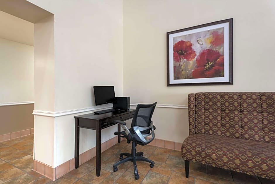  Best Western Salinas Valley Inn & Suites