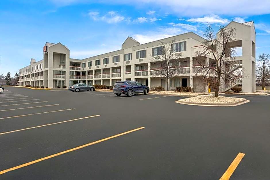 Econo Lodge Willowbrook