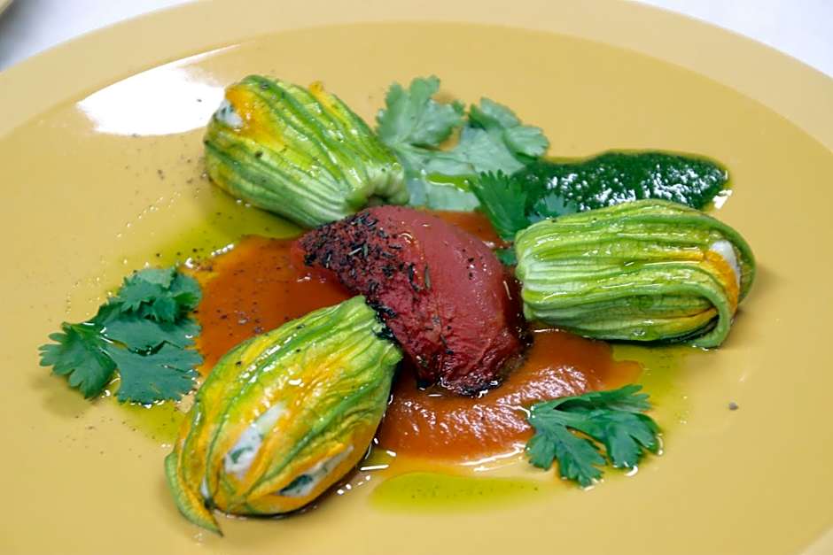 Le Hameau Fleur de Pierres , Chambre , Gite et Table d'Hôtes