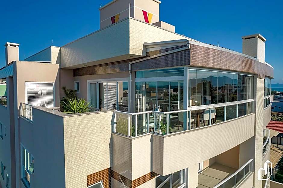 Cobertura Duplex com 03 suítes