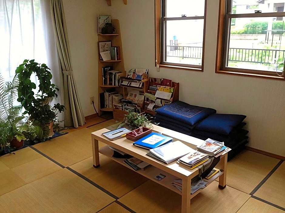 Beppu Yukemuri-no-oka Youth Hostel