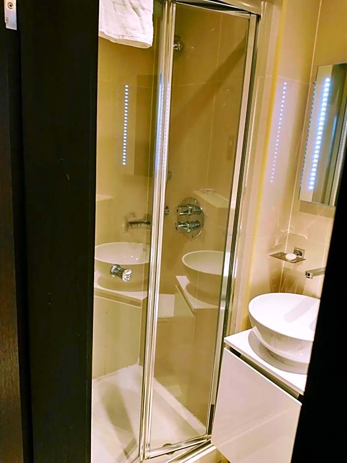 Edward Hotel - Paddington